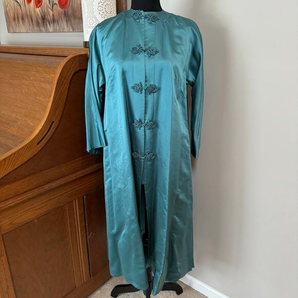 Vintage Dynasty Silk Satin Kimono ~ Small